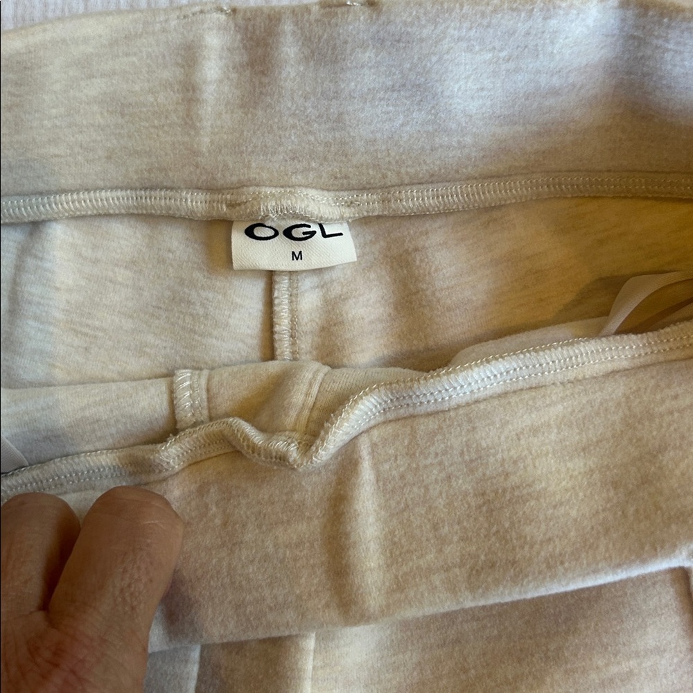 OGL high waisted straight leg pull on pant size medium in heathered beige - Picture 4 of 6